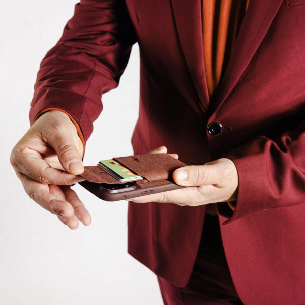 Peak Design Mobile Wallet Stand - Redwood