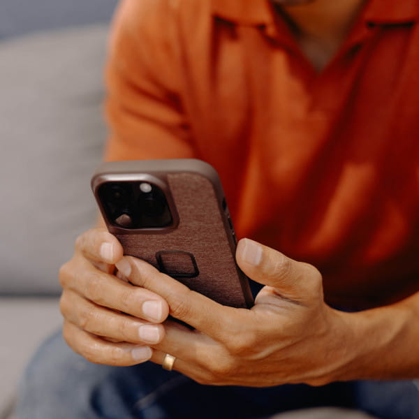 Peak Design Mobile Everyday Fabric Case für iPhone - Redwood