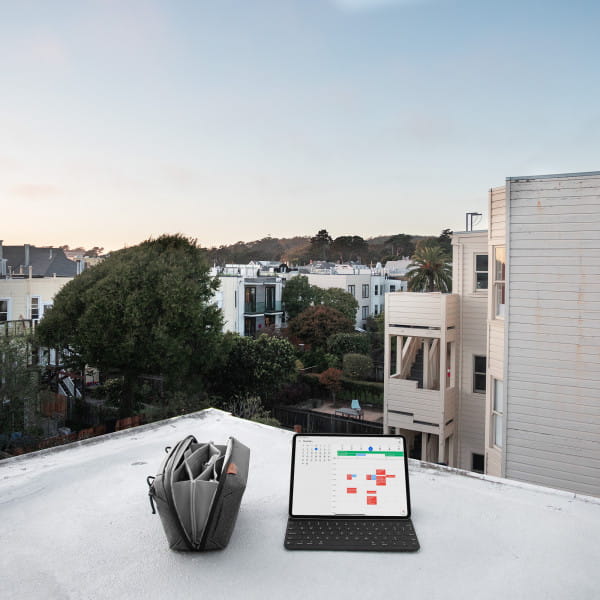 Peak Design Tech Pouch - Charcoal (Dunkelgrau) - Organizer-Tasche für Smartphones, Kabel etc.