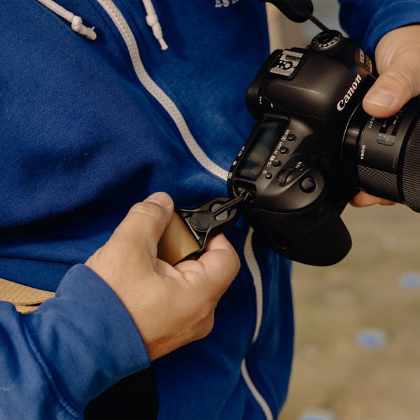 Peak Design Slide Lite - Coyote (Braun/Beige) - Kameragurt für DSLRs und größere Systemkameras