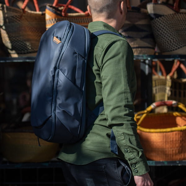 Peak Design Travel Backpack 30L Reise- und Fotorucksack - Midnight (Blau)