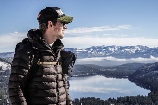 Peak Design Shell Medium (M) - Wetterfeste Schutzhülle für kleine bis mittlere DSLR-Kameras inkl. Ob