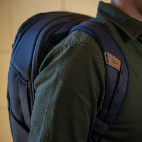 Peak Design Travel Backpack 30L Reise- und Fotorucksack - Midnight (Blau)